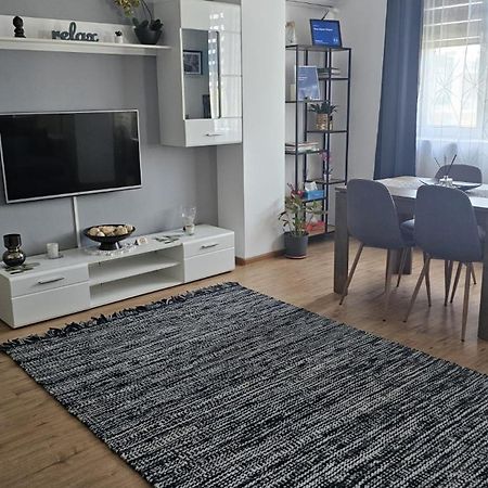 Doxa Airport Otopeni Eksteriør bilde